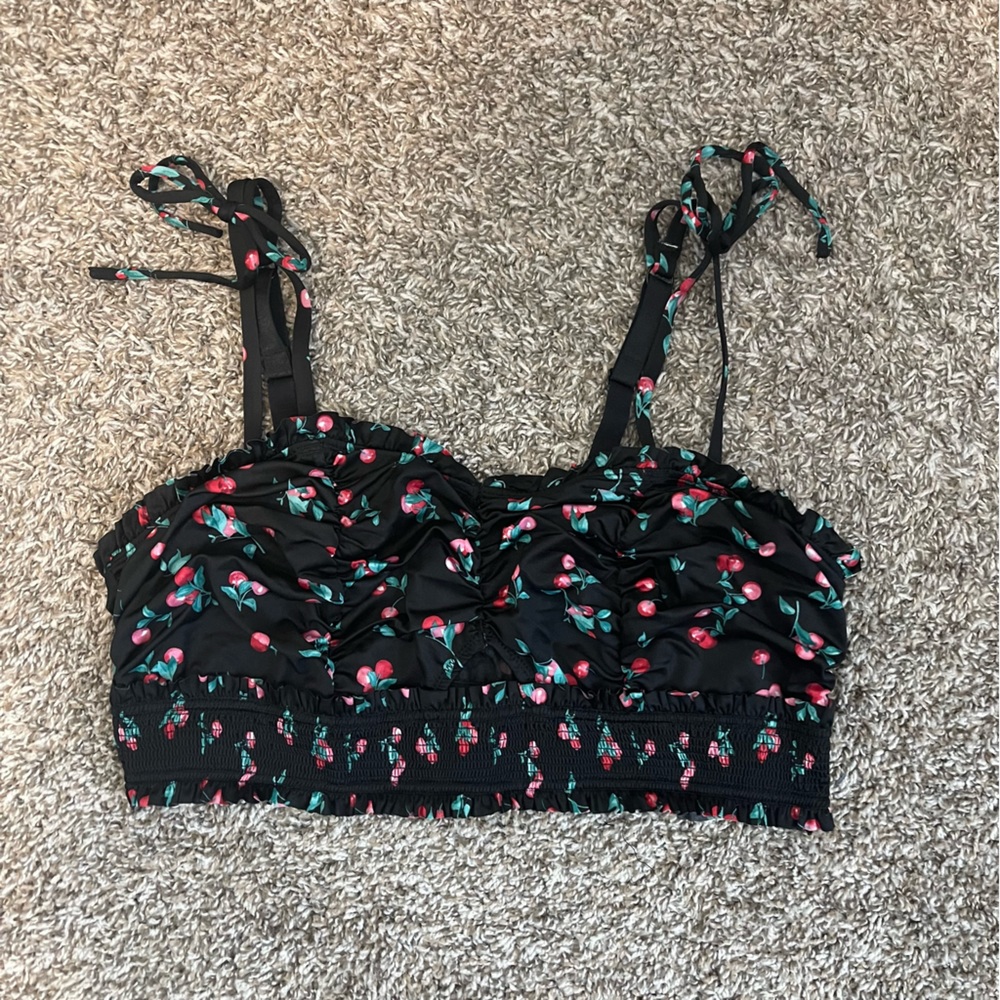 Torrid Black/Cherries Microfiber Smocked Keyhole Bralette, 2X NWT